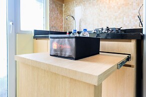 Minimalist Studio Green Pramuka Apartment