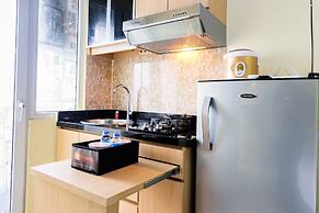 Minimalist Studio Green Pramuka Apartment