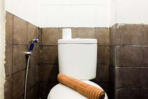 Minimalist Studio Green Pramuka Apartment