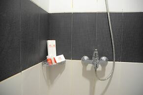 Gorgeous Studio Cinere Bellevue Apartment