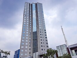 Gorgeous Studio Cinere Bellevue Apartment