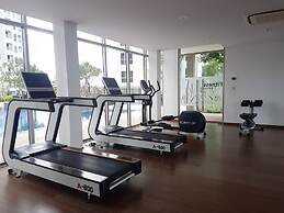 1BR Midtown Signature Apartment with Sofa Bed