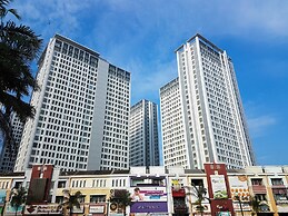 1BR Midtown Signature Apartment with Sofa Bed