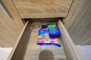 New Furnished Studio Apartment Springwood Residence