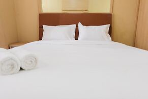 Minimalist Studio Room Great Western Apartment