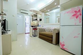 Comfy 2BR Bassura City Apartment Near Bassura Mall