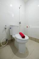 Comfy 2BR Bassura City Apartment Near Bassura Mall