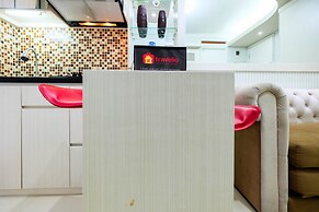 Comfy 2BR Bassura City Apartment Near Bassura Mall