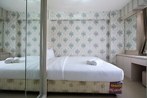 Comfy 2BR Bassura City Apartment Near Bassura Mall