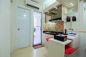 Comfy 2BR Bassura City Apartment Near Bassura Mall