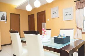 Antique 3BR at Grand Setiabudi Apartment