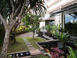 Elegant 2BR Apartment at Grand Setiabudi