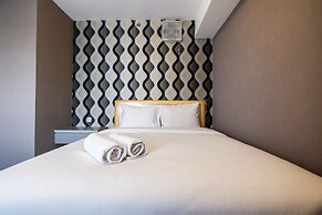 Modern and Comfort 2BR Bassura City Apartment