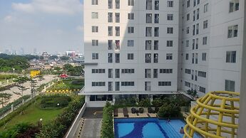 Modern and Comfort 2BR Bassura City Apartment