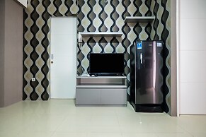 Modern and Comfort 2BR Bassura City Apartment