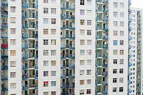 Minimalist 2BR Pancoran Riverside Apartment