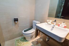 Minimalist Studio Menteng Park Apartment