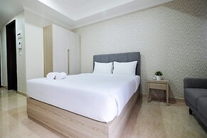 Minimalist Studio Menteng Park Apartment