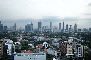 Minimalist Studio Menteng Park Apartment