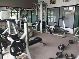 Spacious Studio Room at Grand Setiabudi Apartment