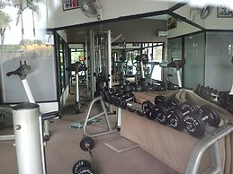 Spacious Studio Room at Grand Setiabudi Apartment