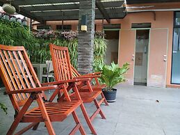 Spacious Studio Room at Grand Setiabudi Apartment