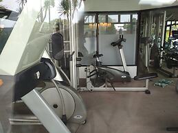 Spacious Studio Room at Grand Setiabudi Apartment