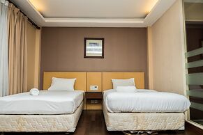 Spacious Studio Room at Grand Setiabudi Apartment