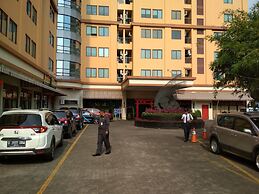 Spacious Studio Room at Grand Setiabudi Apartment