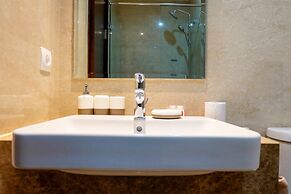 Exclusive Studio Apartment at Menteng Park