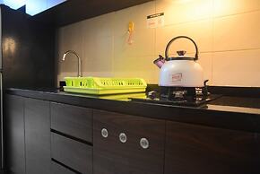 Great Location 2BR Maple Park Apartment