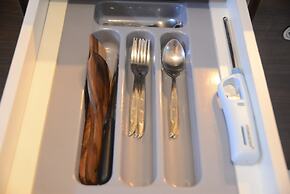 Great Location 2BR Maple Park Apartment