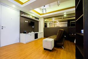 Spacious Studio Room at Green Pramuka Apartment