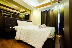 Spacious Studio Room at Green Pramuka Apartment