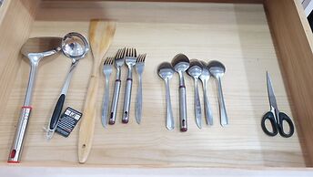 Exclusive 2BR Springhill Terrace Residences