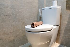 Best Price Studio Menteng Park Apartment