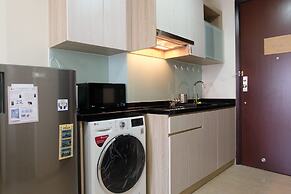 Best Price Studio Menteng Park Apartment