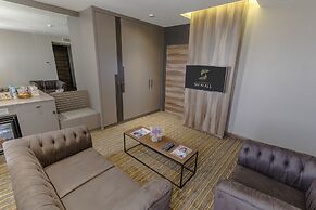 Shimall Deluxe Hotel