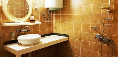 Prag Apartments & Rooms