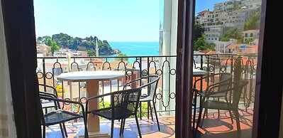 Prag Apartments & Rooms