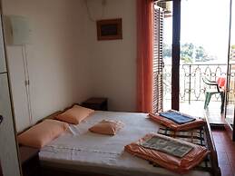 Prag Apartments & Rooms