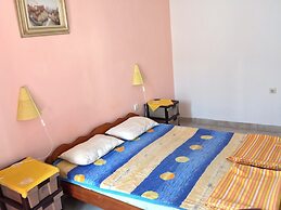 Prag Apartments & Rooms