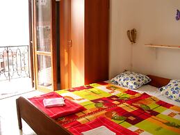 Prag Apartments & Rooms