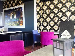 Prag Apartments & Rooms