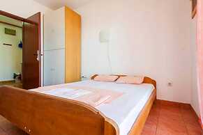Prag Apartments & Rooms