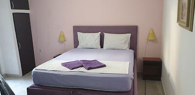 Prag Apartments & Rooms