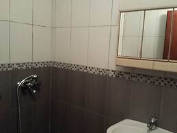 Prag Apartments & Rooms