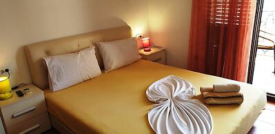 Prag Apartments & Rooms