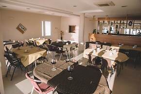 Panorama Apartments & Rooms