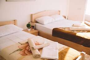 Panorama Apartments & Rooms